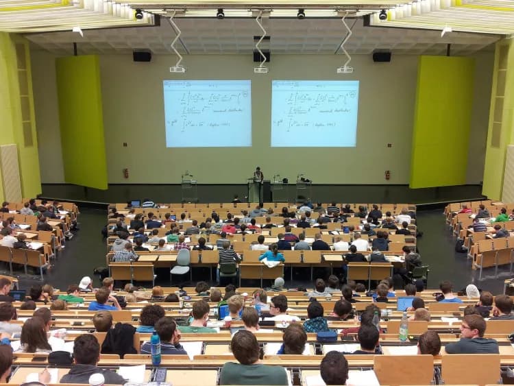 Algonquin College kampüs fotoğrafı
