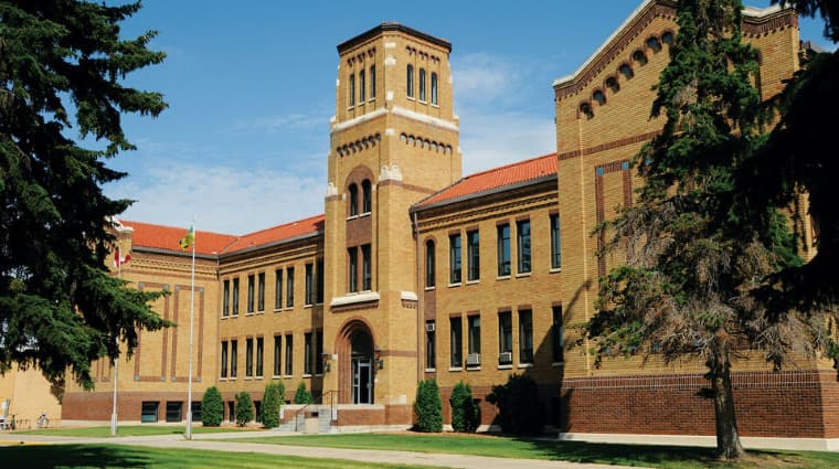 Saskatchewan Polytechnic ana kampüs binası fotoğrafı